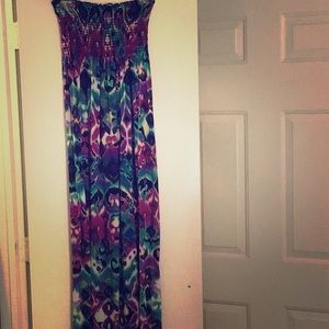 Multi colored Sleeveless Maxi Dress